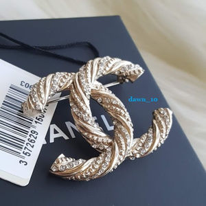 Chanel Crystal CC Twist Brooch, Gold